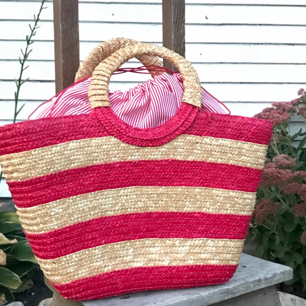 Two Toned Large Beach Tote with adjustable sizing